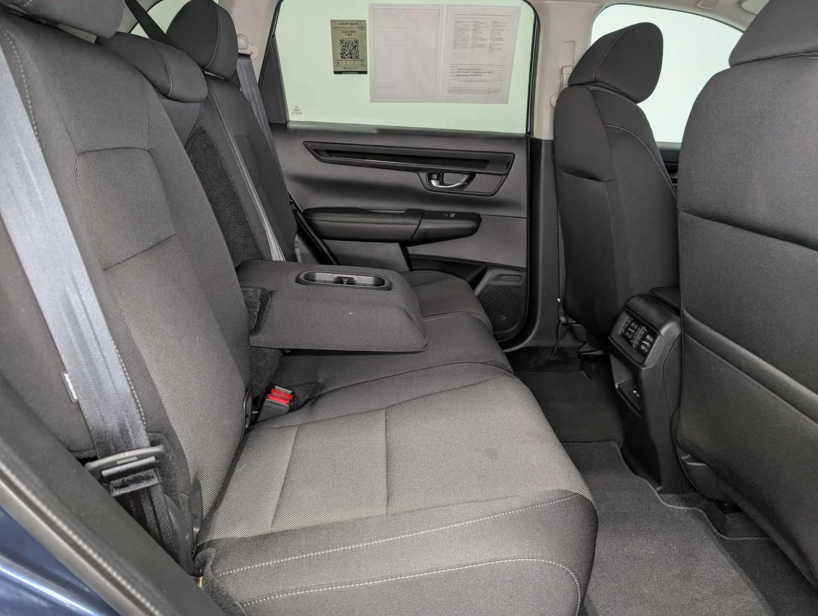 2025 Honda CR-V EX - Photo 40