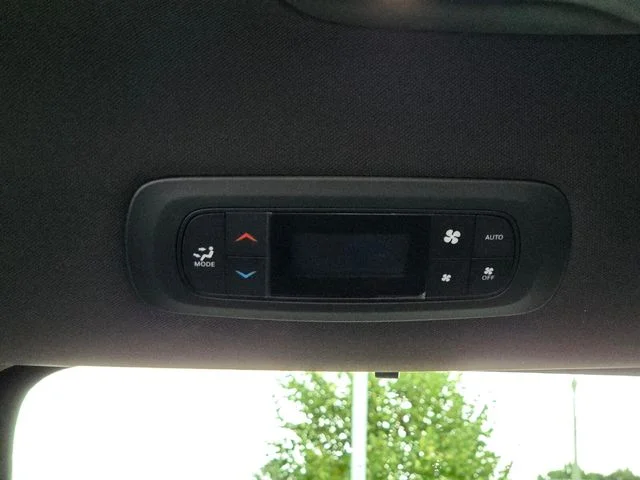 Used 2025 Black Chrysler Select image 14