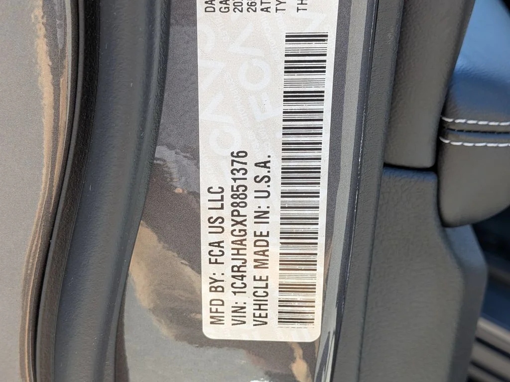 Used 2023 Gray Jeep Altitude X image 30