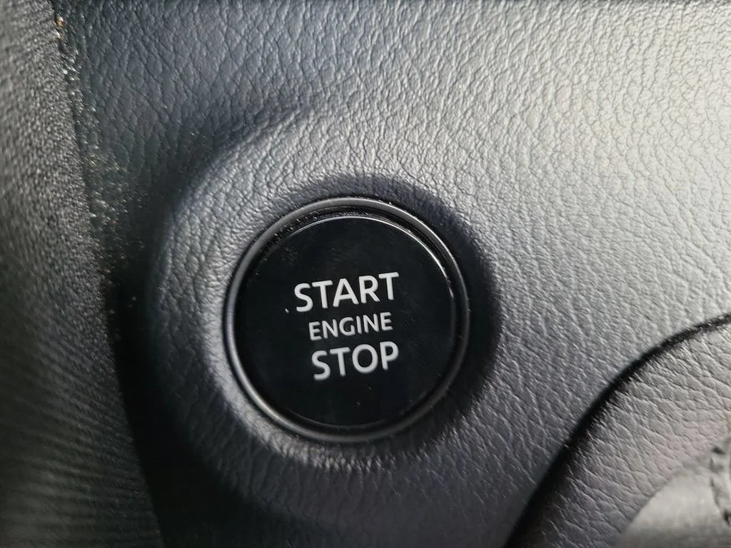 Used 2025 Gray Nissan Sport Manual Transmission image 16