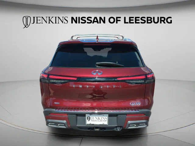 Used 2024 Red INFINITI Sensory image 7