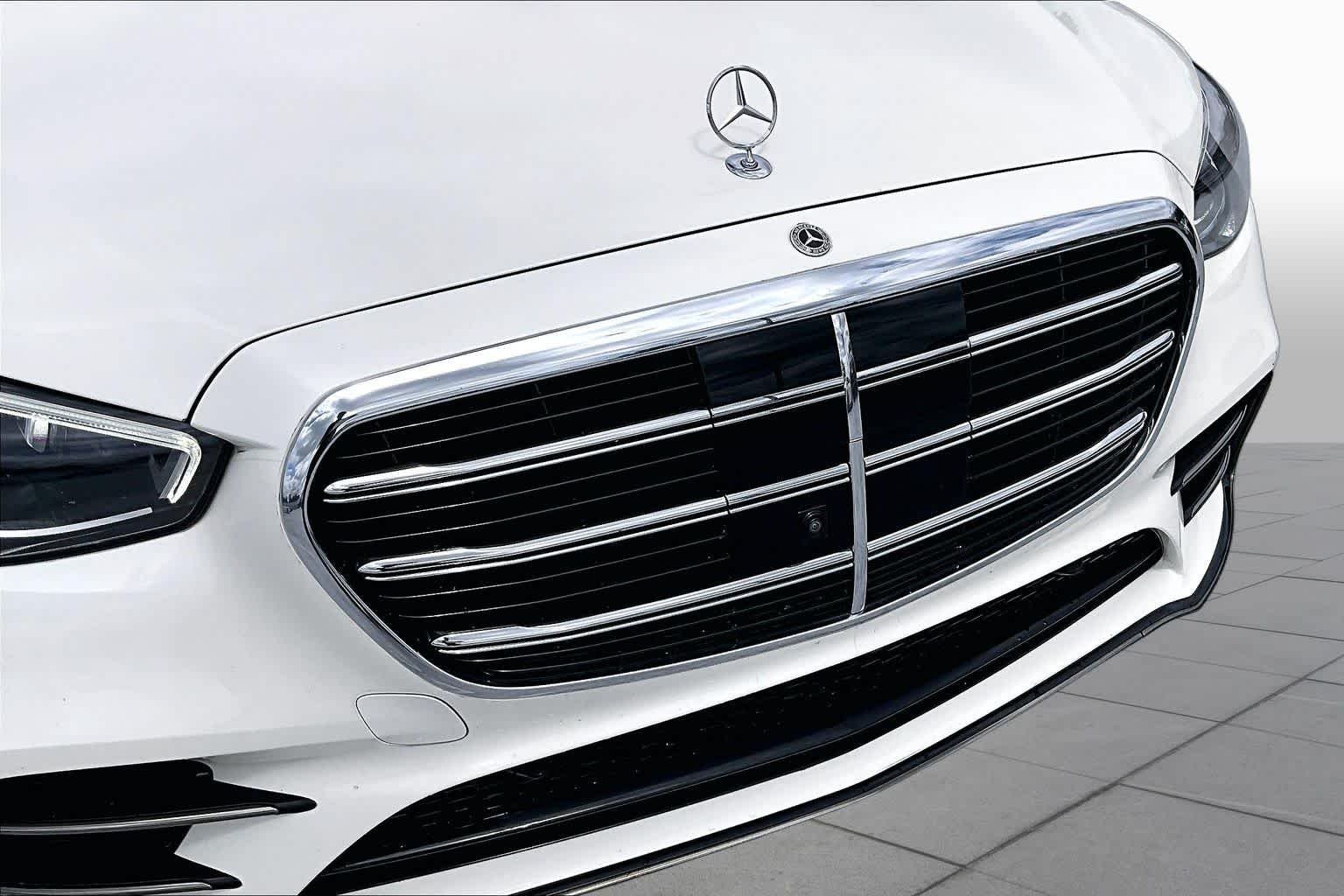 Used 2023 MANUFAKTUR Diamond White Mercedes-Benz S 580 image 30