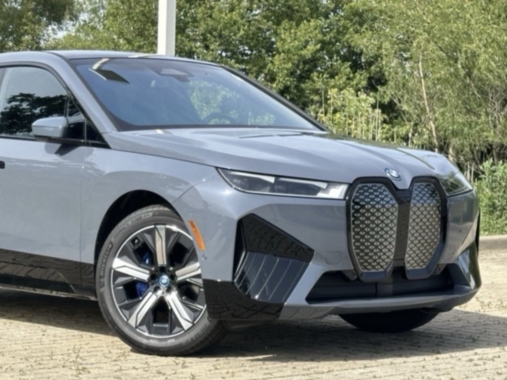 Used 2025 BMW iX 50 with VIN WB523CF02SCU45832 for sale in Orland Park, IL