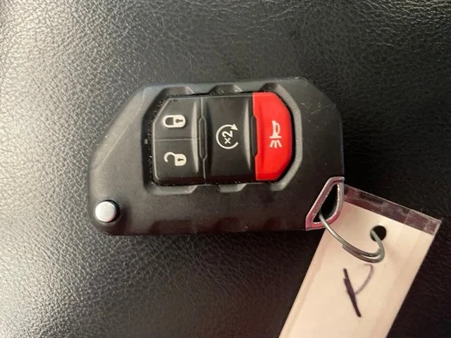Used 2021 White Jeep Unlimited Rubicon image 18