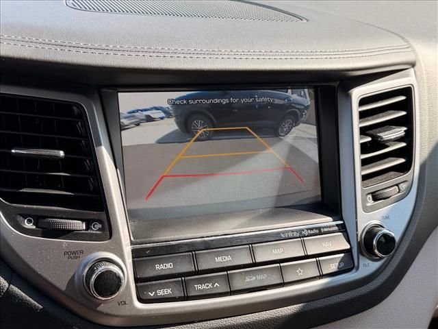 Used 2018 Red Hyundai SEL Plus image 23