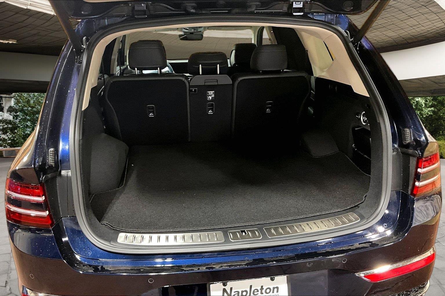 New 2026 Capri Blue Genesis 2.5T SELECT image 5