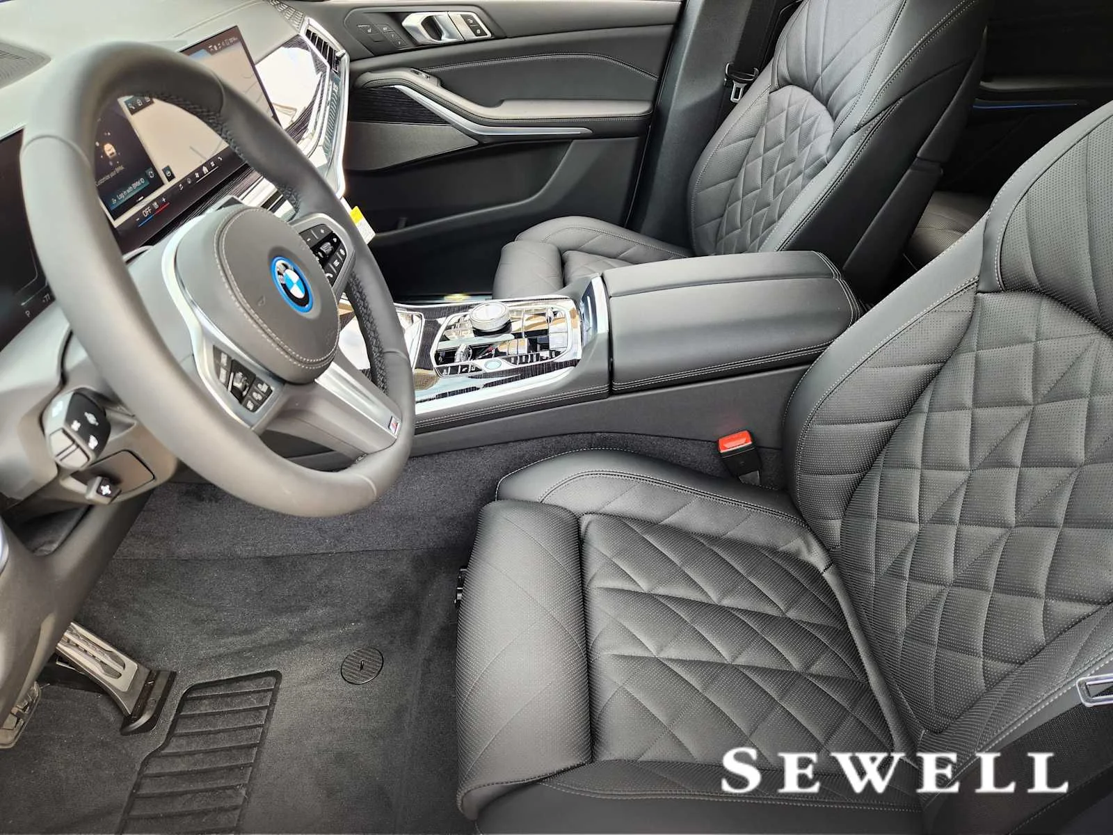 New 2026 Brooklyn Grey Metallic BMW xDrive50e image 4