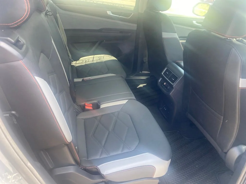 Used 2025 Pure Gray Volkswagen 2.0T Peak Edition image 5