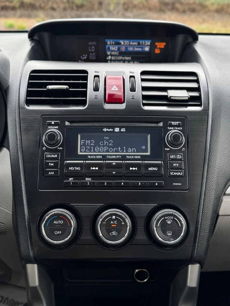 Used 2014 Gray Subaru 2.5i Limited image 19