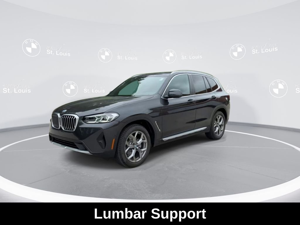 Used 2024 Gray BMW xDrive30i image 10
