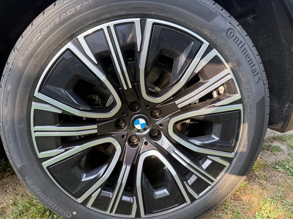 New 2026 Dark Graphite Metallic BMW 30 xDrive image 5