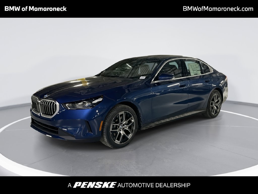 Used 2026 Blue BMW 530i xDrive image 1