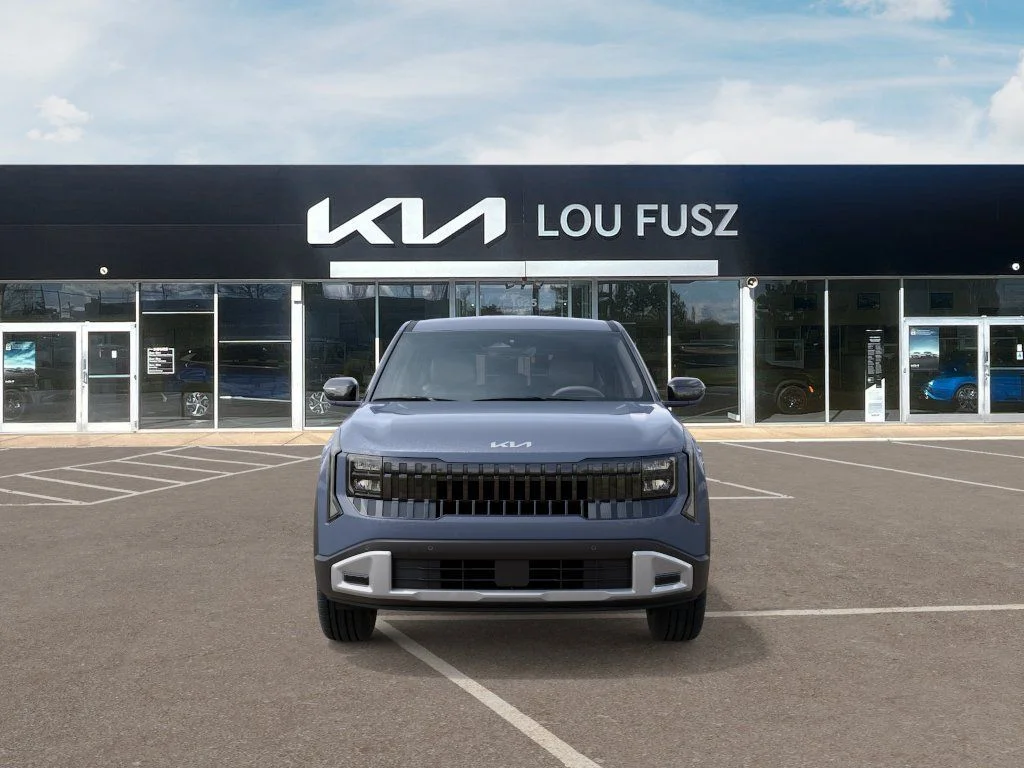 New 2027 Pale Gray Kia EX image 2