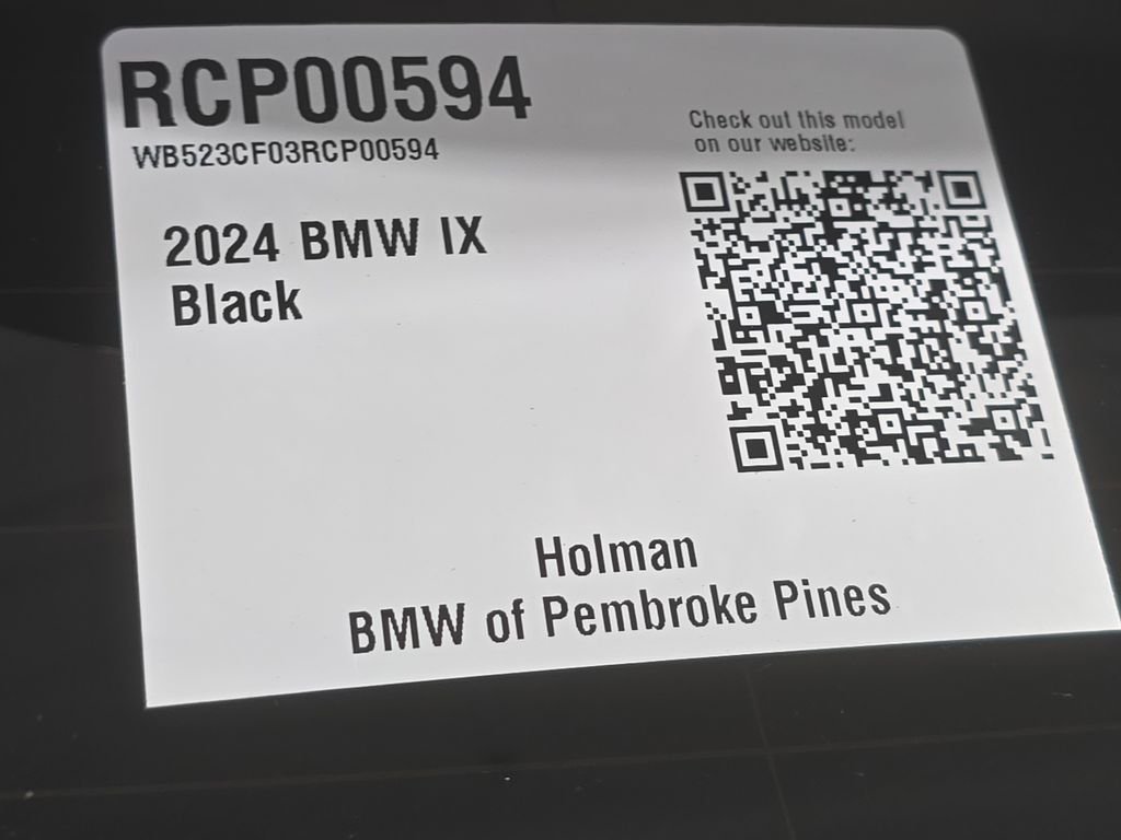 Certified Used 2024 Black Sapphire Metallic BMW xDrive50 image 27