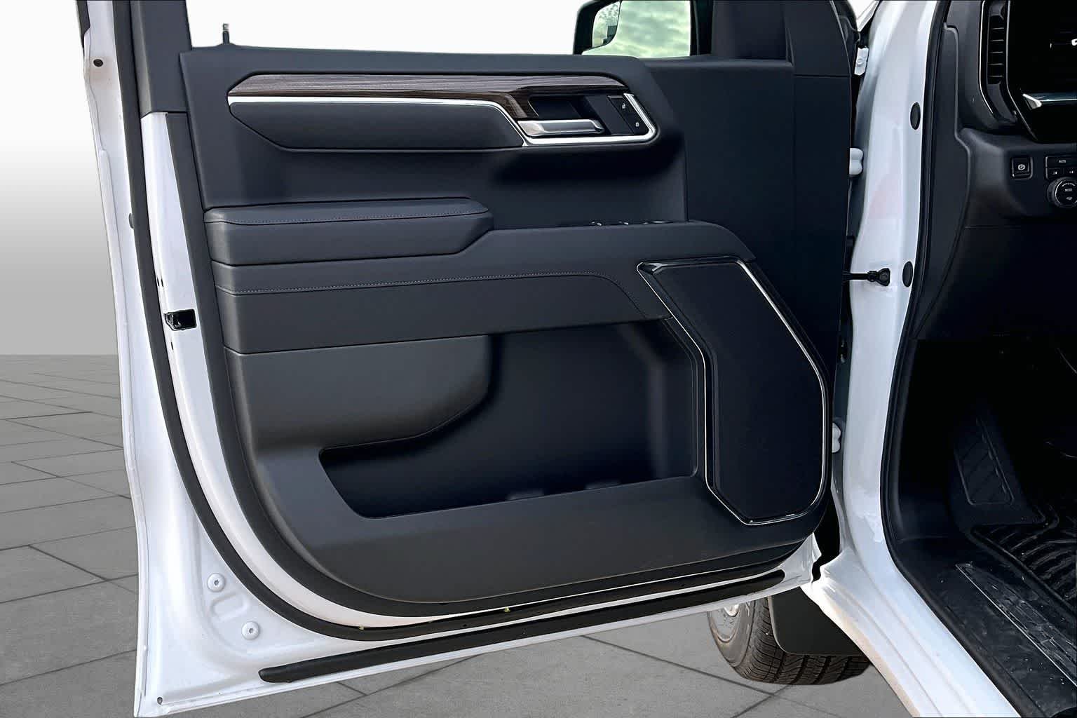 2026 Chevrolet Silverado 1500 LT - Photo 11