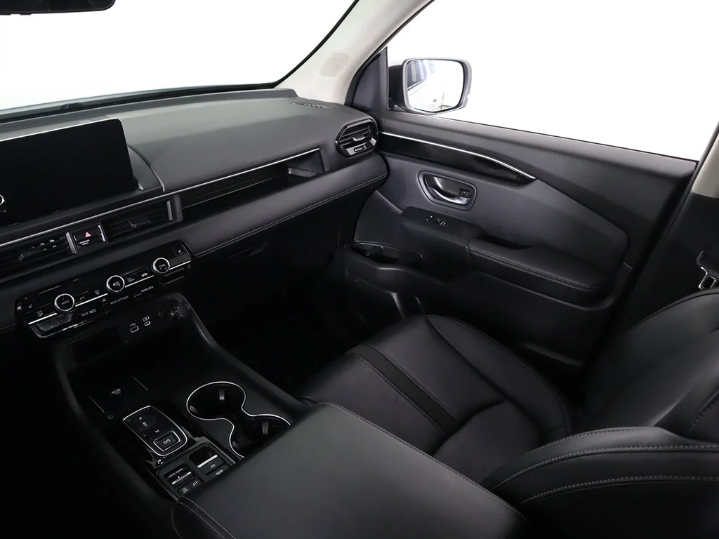2025 Honda Pilot EX-L - Photo 38