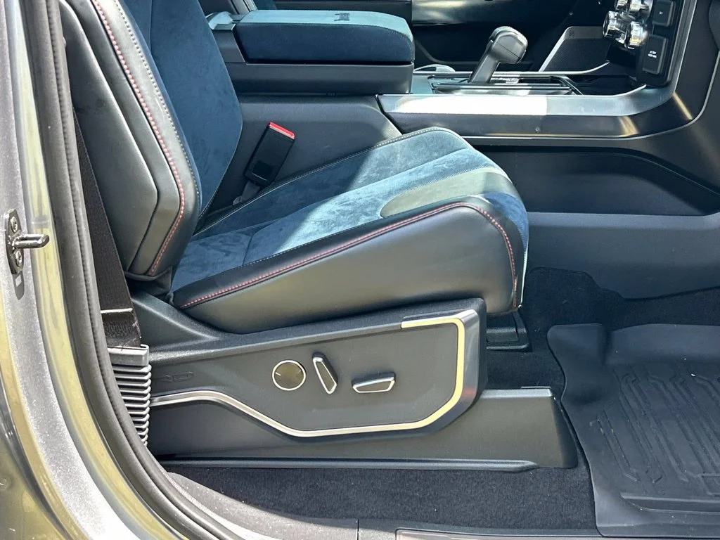 Used 2023 Silver Metallic Ford Raptor image 41