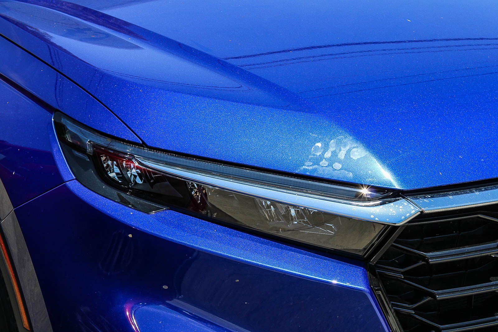 Used 2024 Canyon River Blue Metallic Honda EX image 4