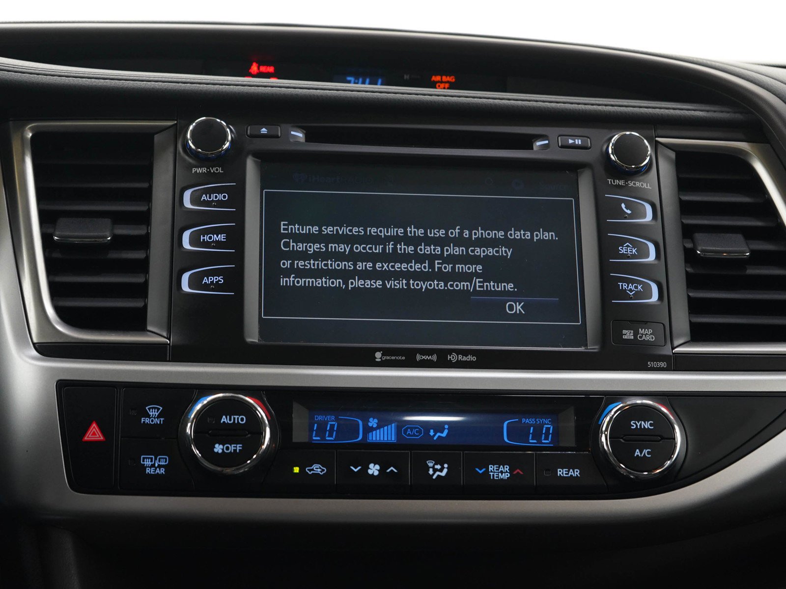 Used 2019 Blizzard Pearl Toyota XLE V6 AWD image 20