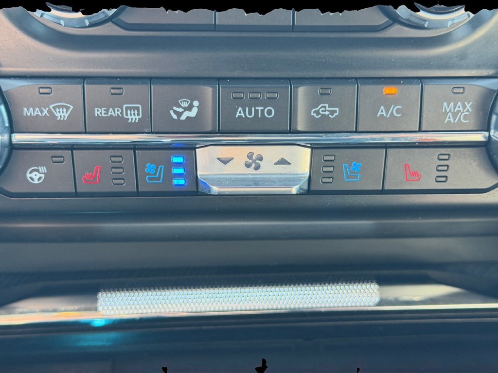 Used 2021 Gray Ford Platinum image 19