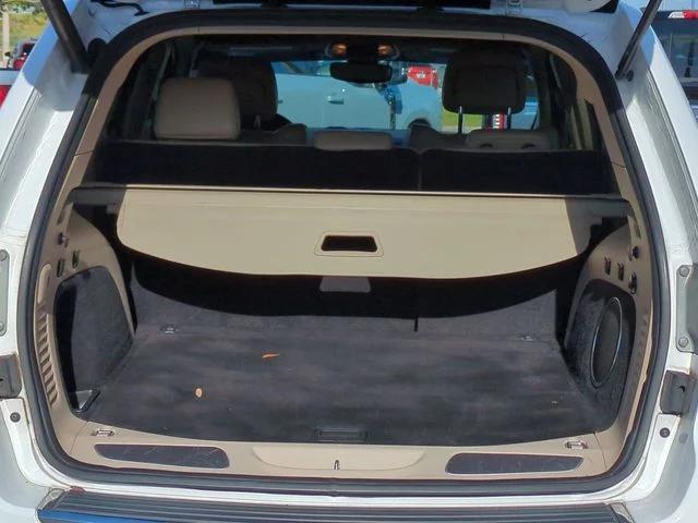 Certified Used 2019 White Jeep Limited image 13