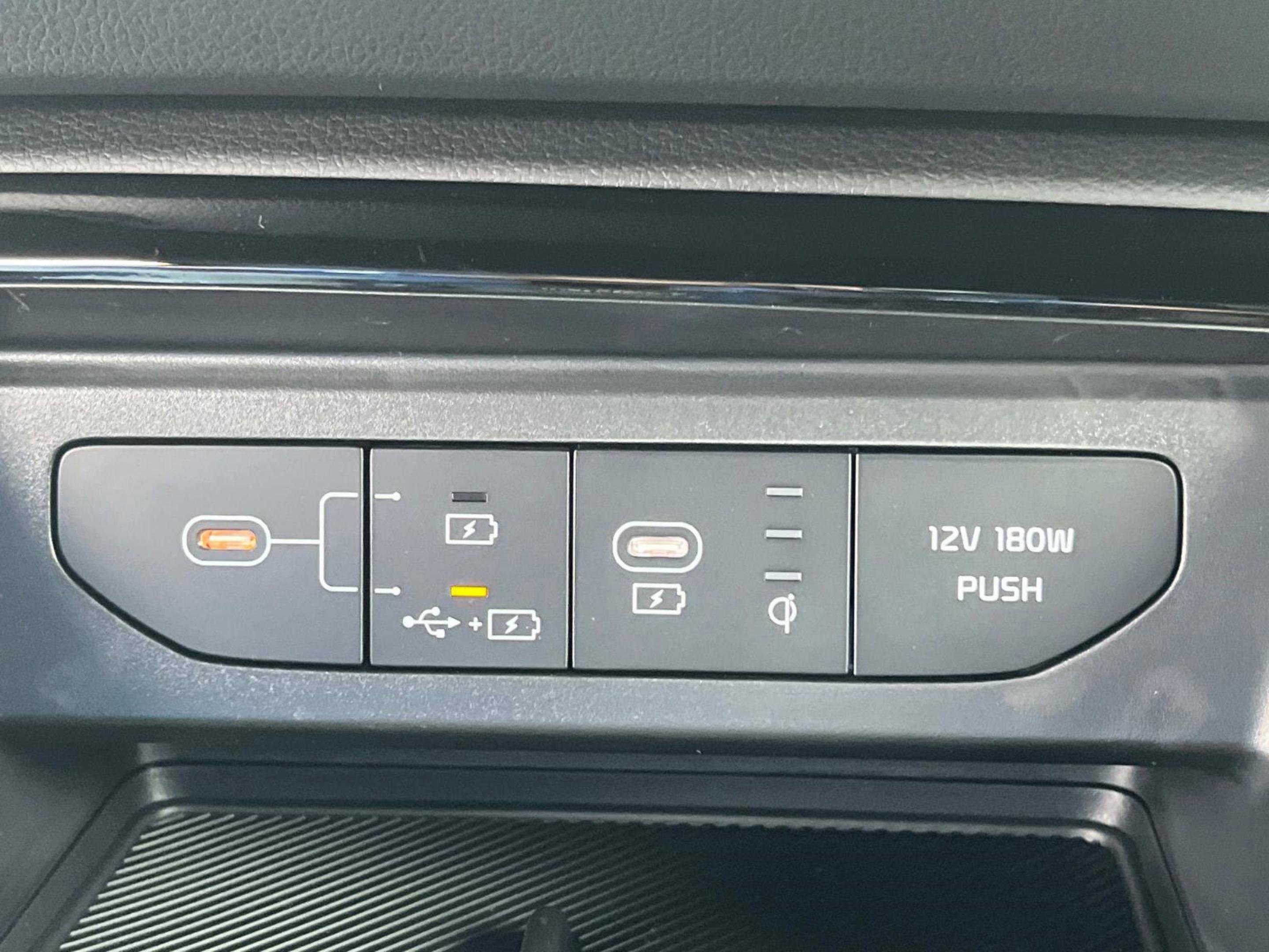 New 2025 Yacht Blue Kia EX image 27