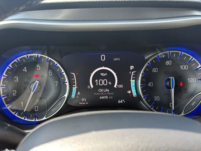 Used 2023 White Chrysler Touring L image 23