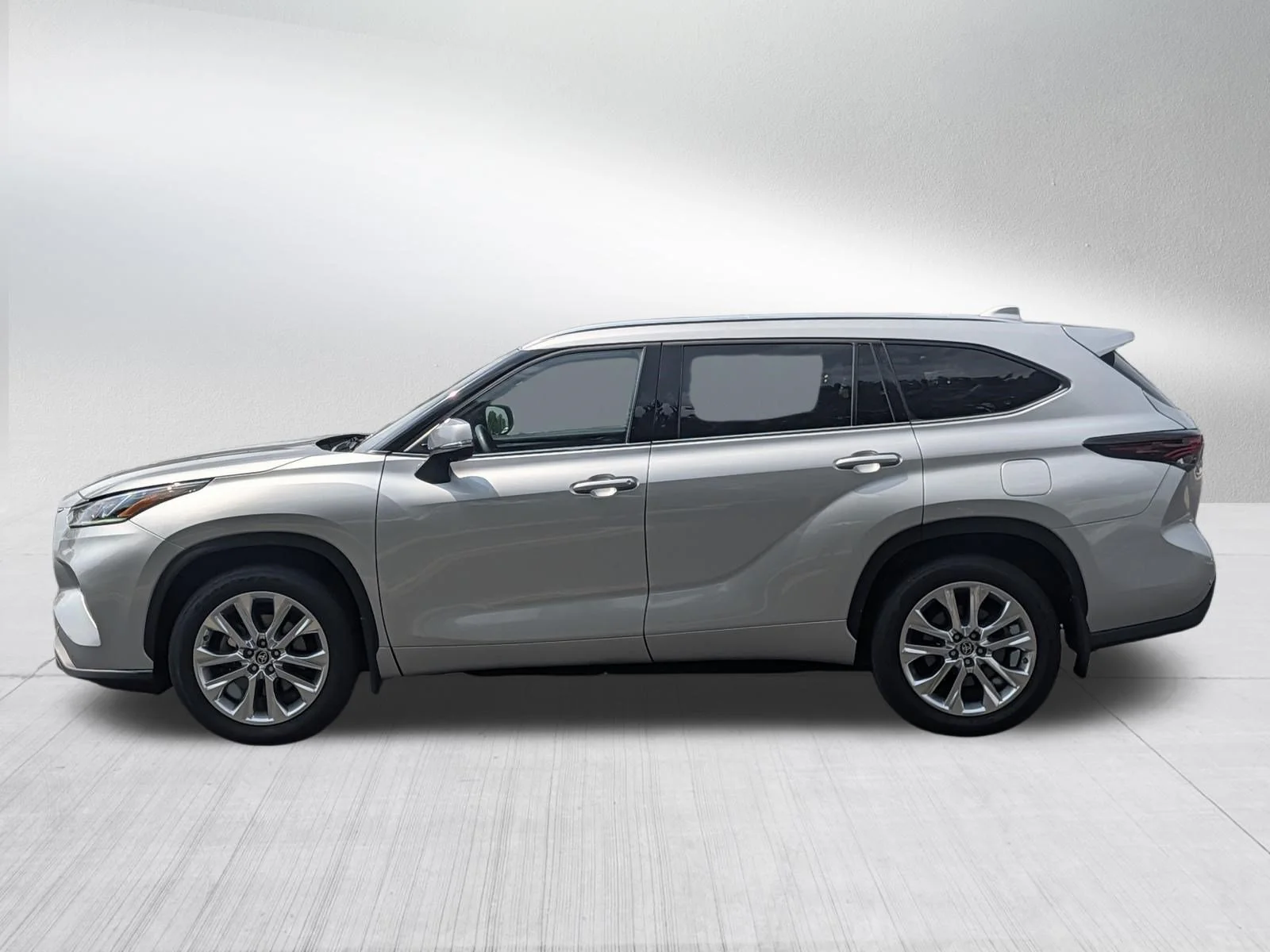 Used 2024 Celestial Silver Metallic Toyota Limited image 4