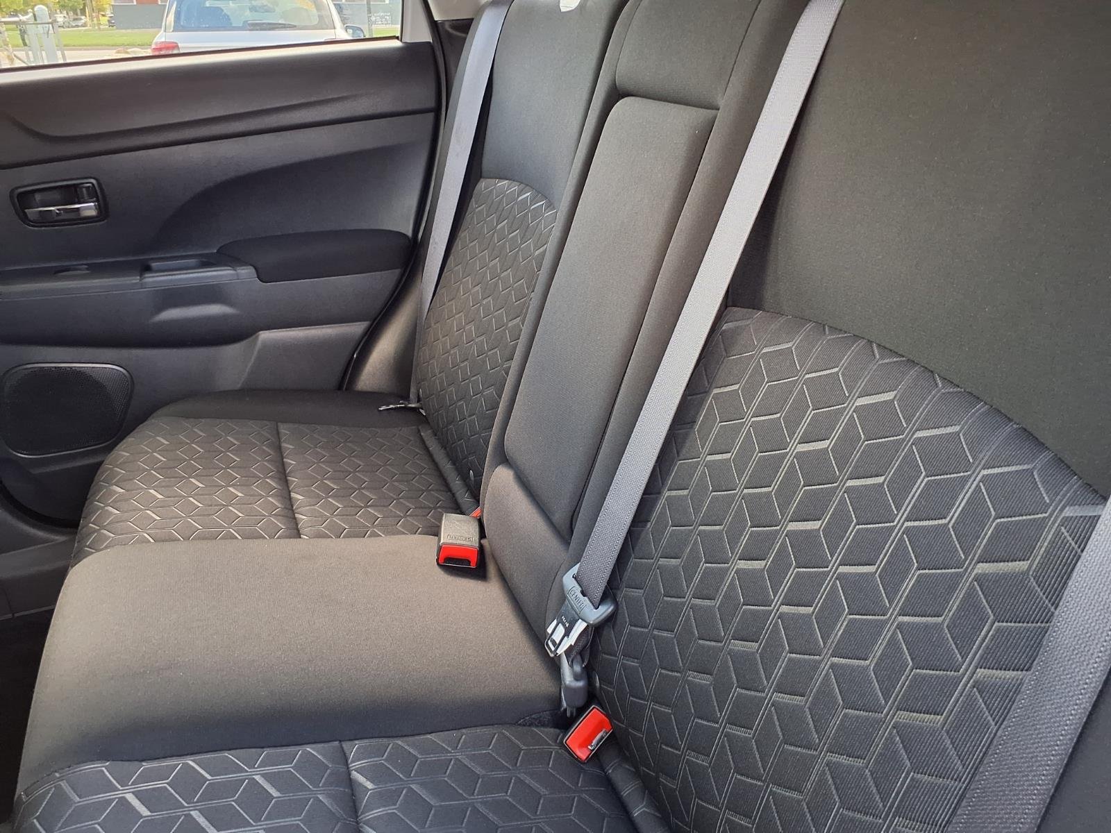 Used 2024  Mitsubishi S image 6