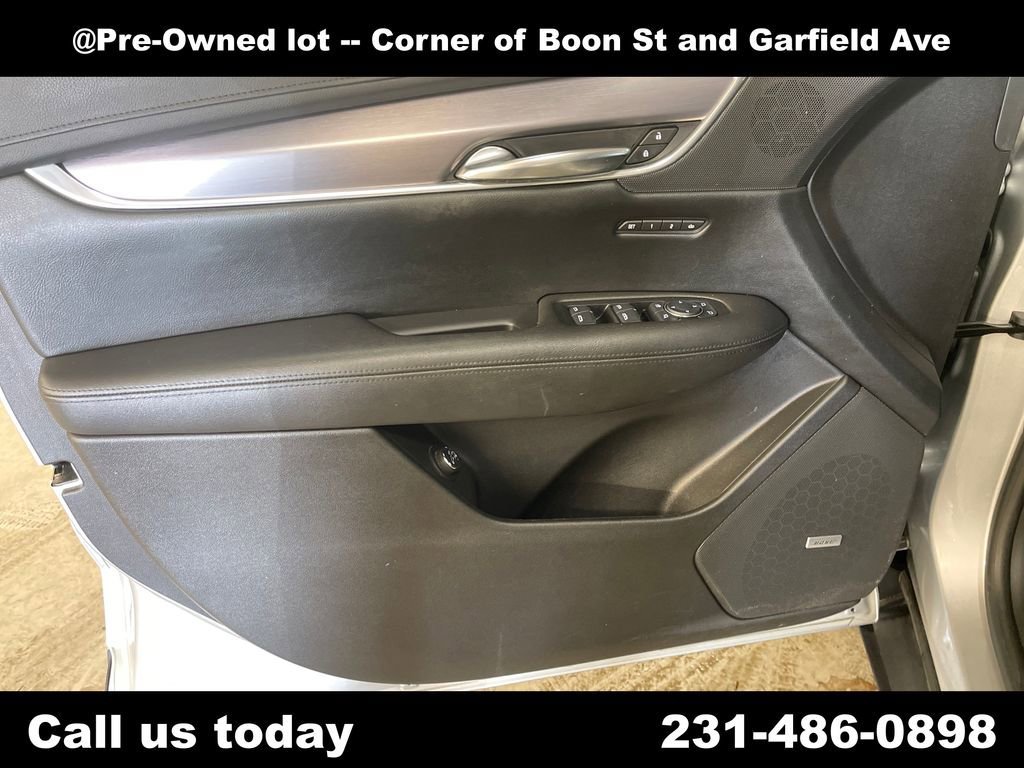 Used 2017 RADIANT SILVER METALLIC Cadillac Luxury AWD image 15
