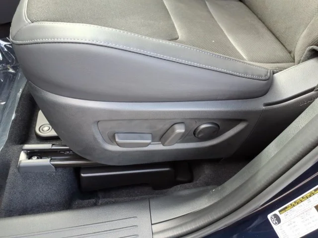 New 2026 Navy Blue Mica Mazda 2.5 S Preferred AWD image 11