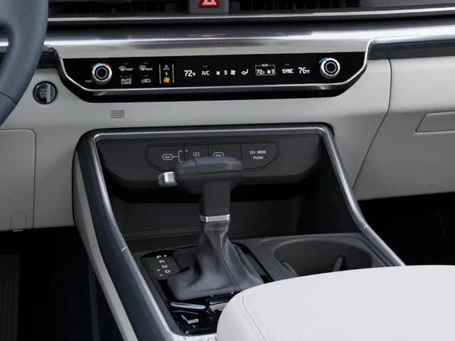 New 2026 Snow White Pearl Kia SX image 23