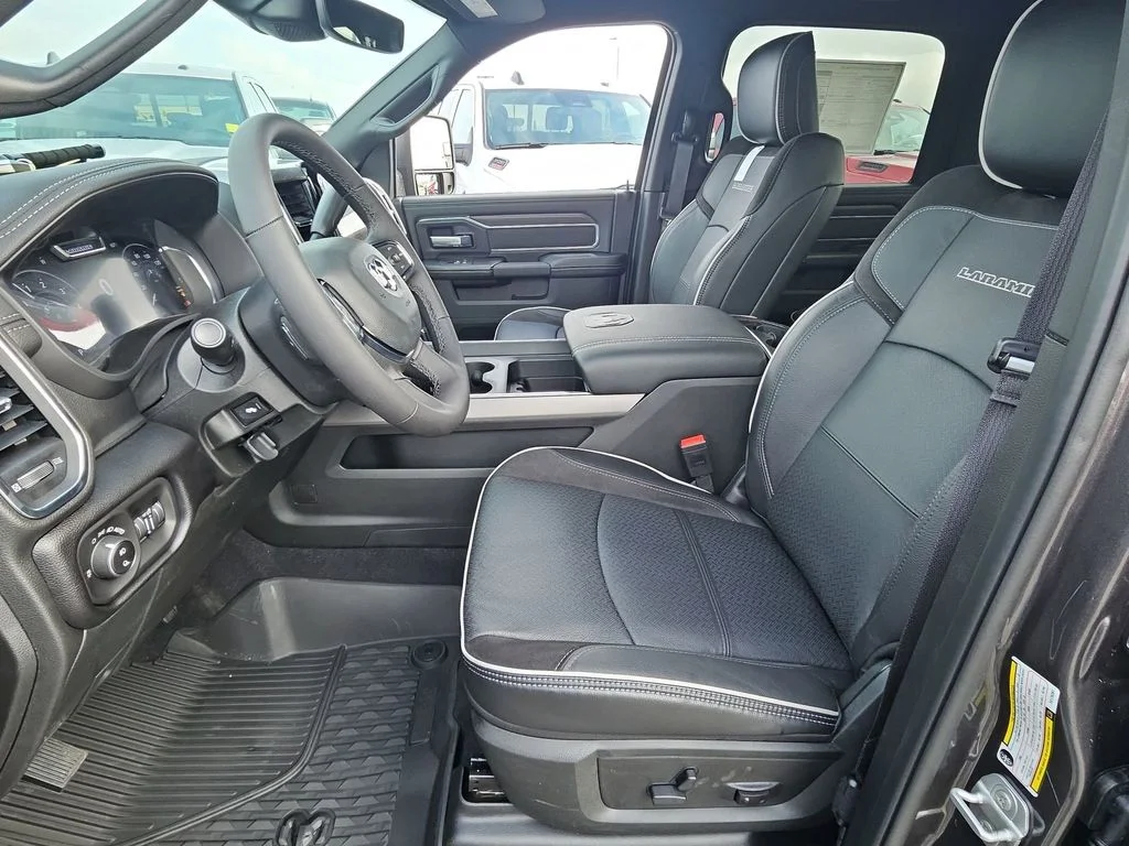 2026 RAM 2500 Laramie - Photo 26