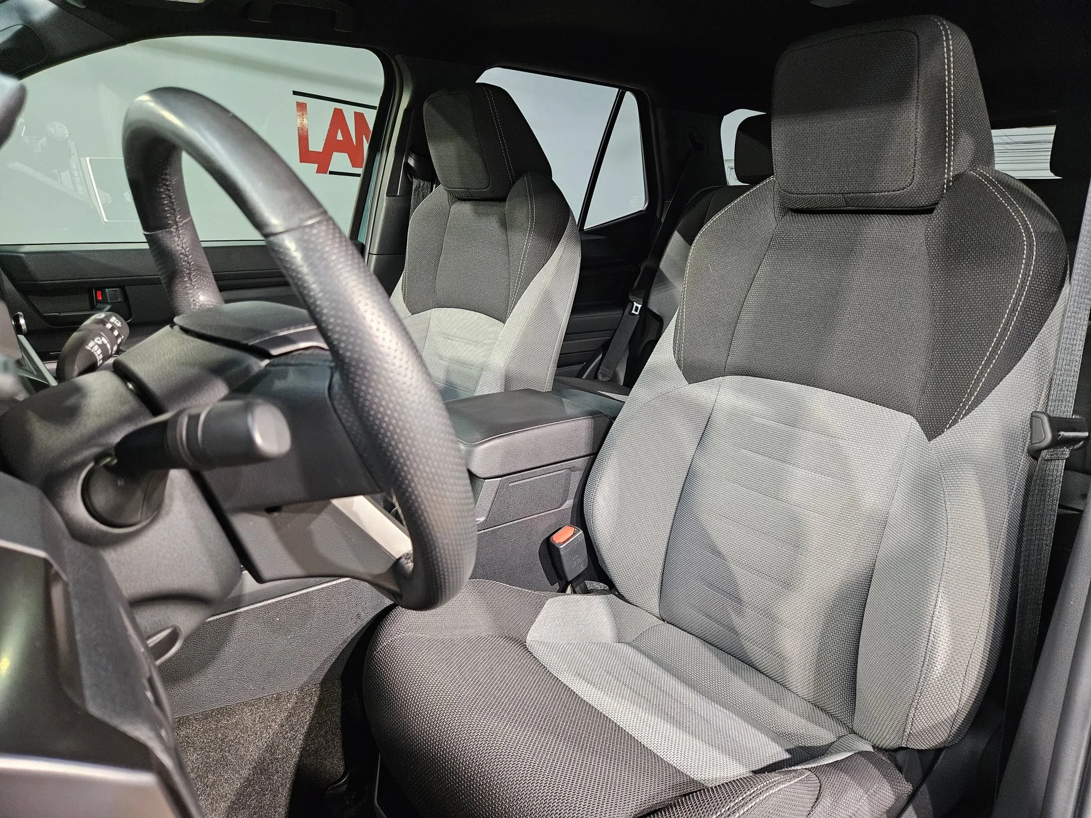 Certified Used 2025 Everest Toyota TRD Off Road image 24