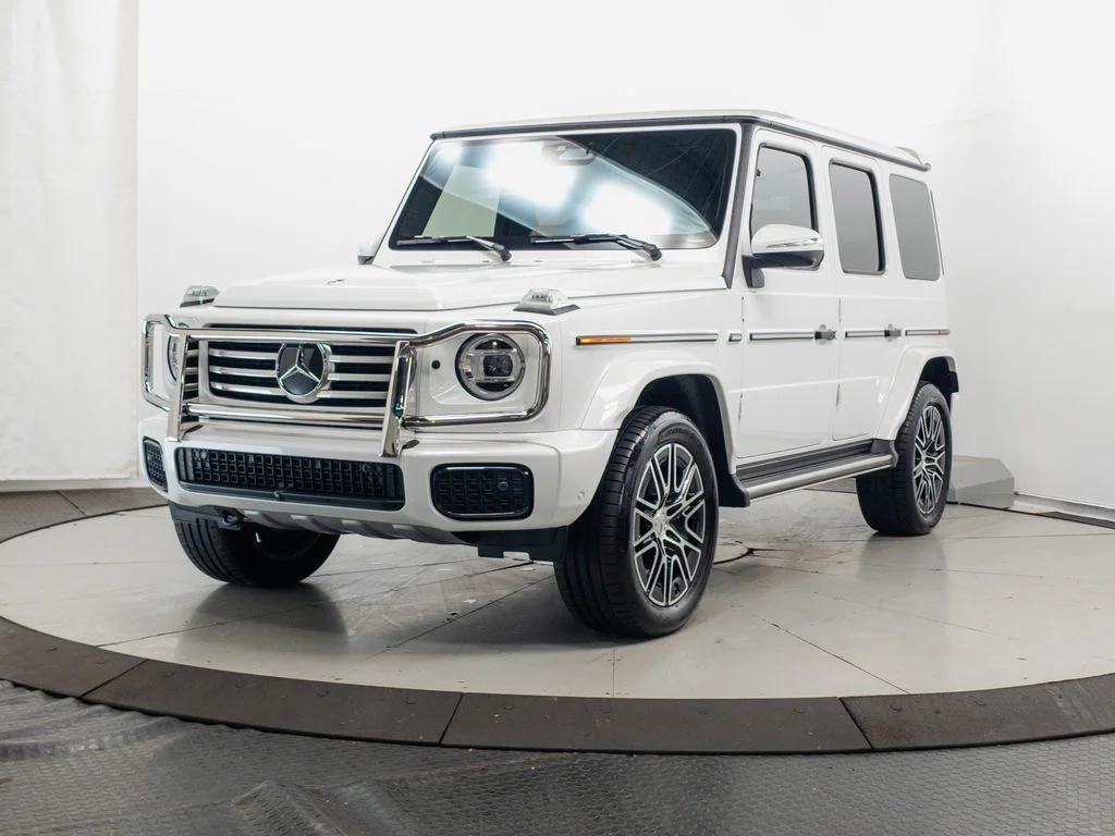 Certified Used 2025 Moonlight White Metallic Mercedes-Benz G 550 image 3