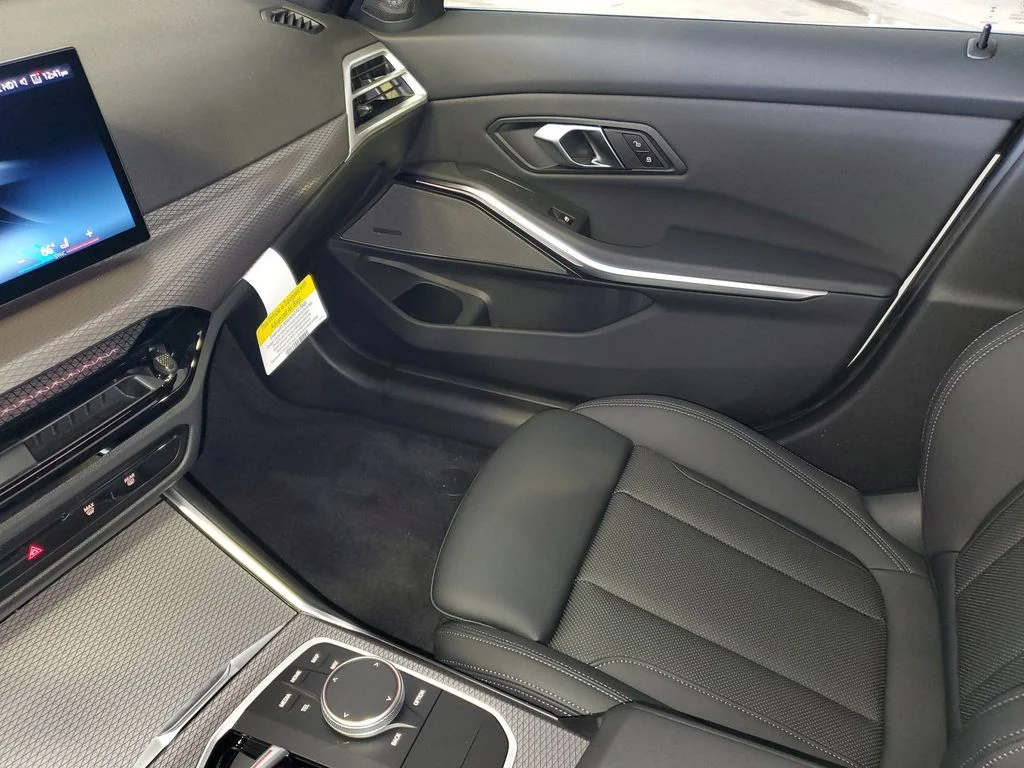 Used 2026 Alpine White BMW 330i image 20
