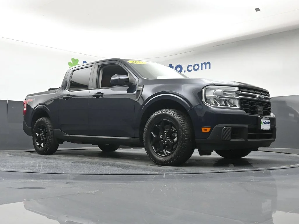 Used 2022 Blue Ford Lariat image 27