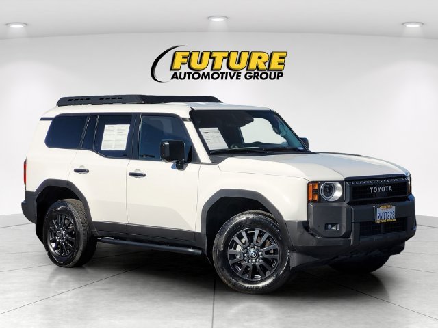 Used 2024 White Toyota Base image 1