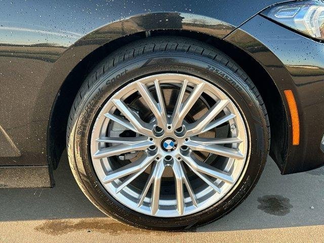 2024 BMW 3 Series 330i - Photo 26