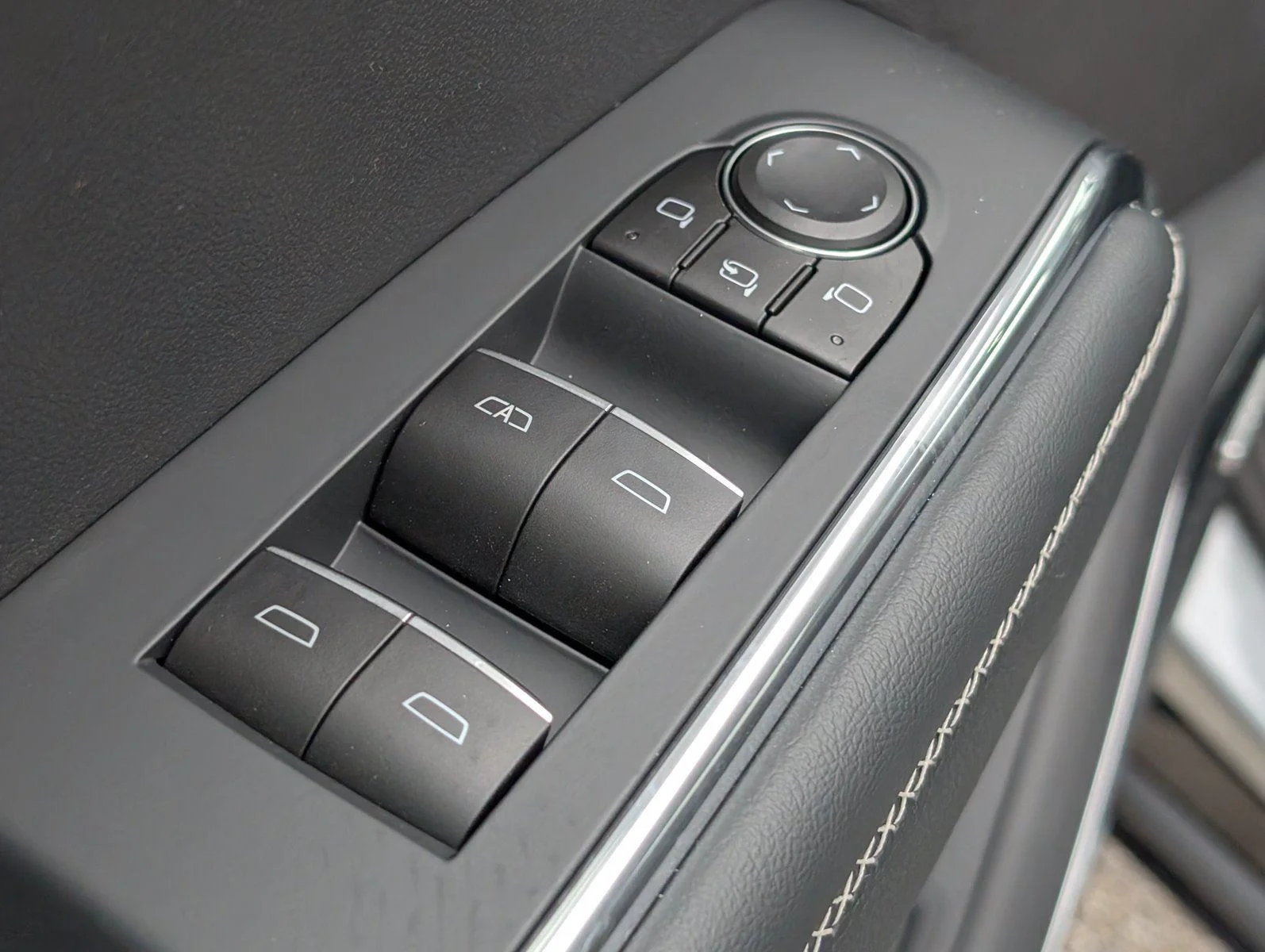 New 2026 Sterling Metallic GMC Denali image 15