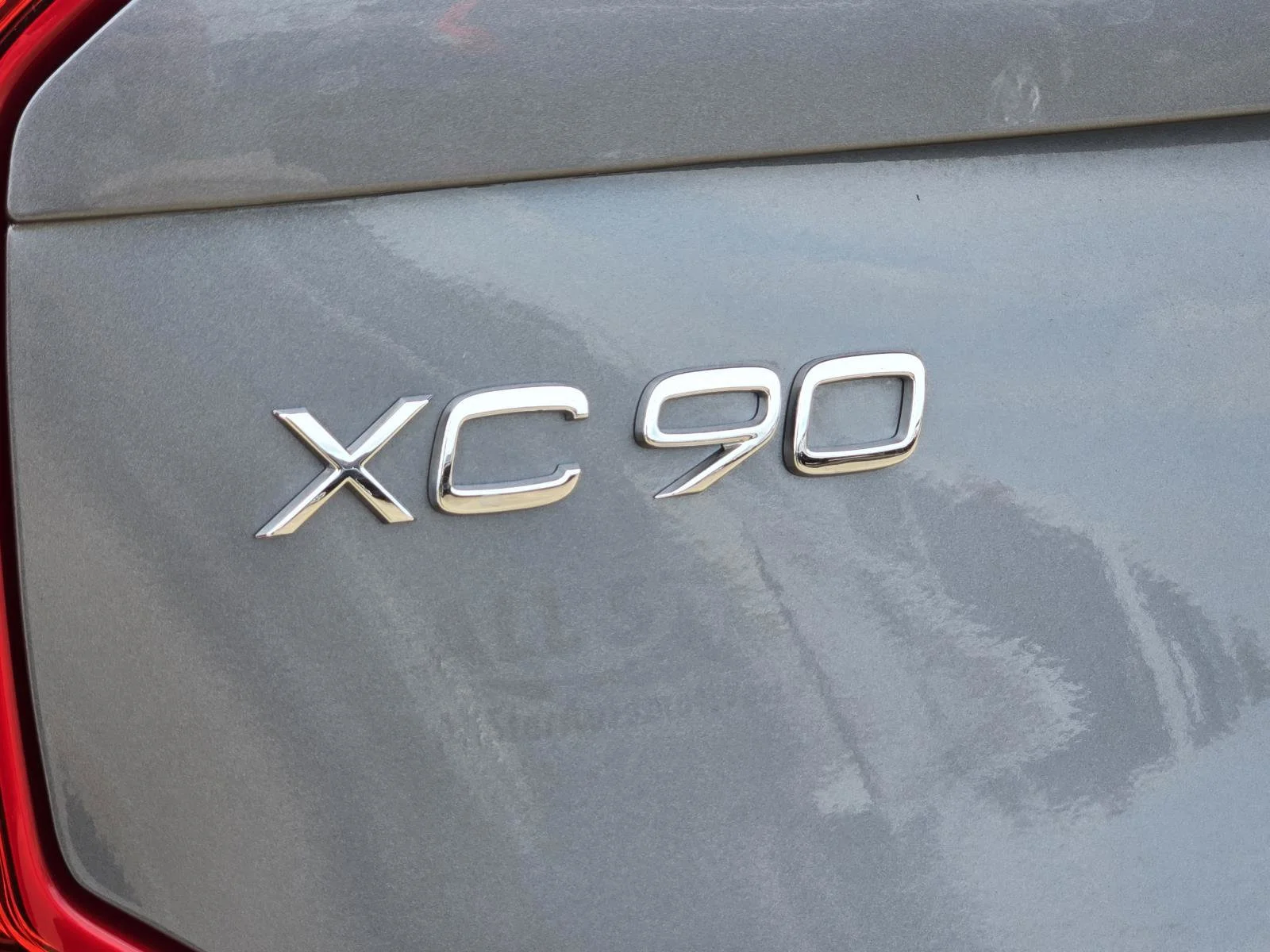 Used 2019 Gray Metallic Volvo Momentum image 10