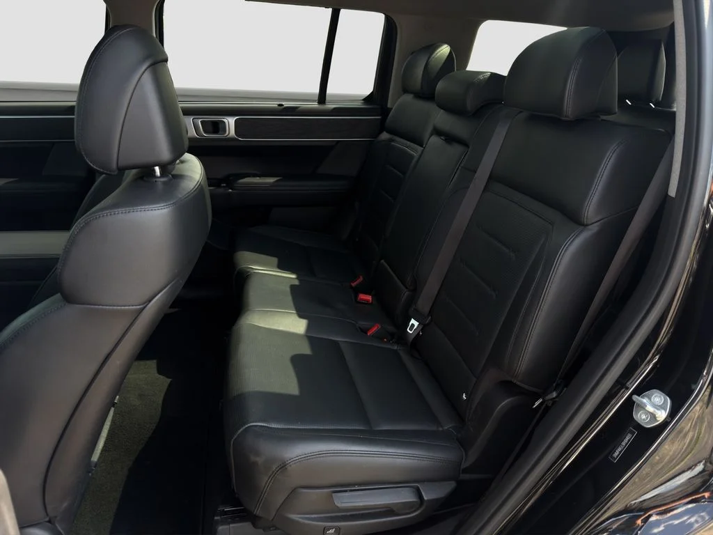 Used 2024 Black Hyundai Limited image 13