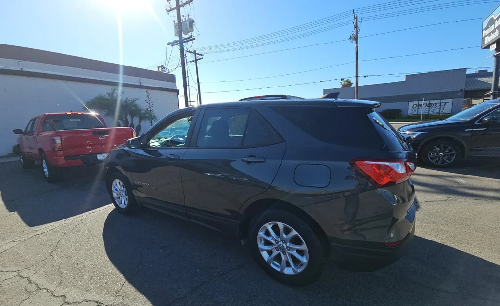 Used 2020 Gray Chevrolet LS image 6