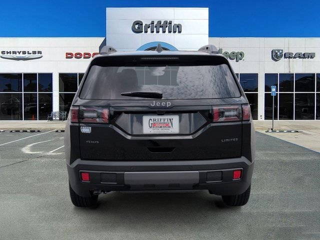 New 2026 Diamond Black Crystal Pearl-Coat Exterior Paint Jeep Limited image 8