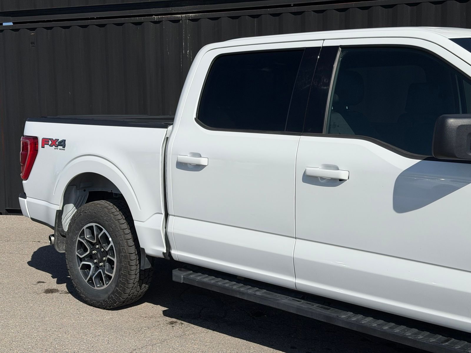 Used 2023 White Ford XLT image 5