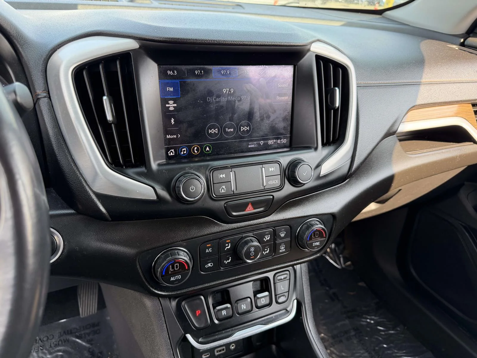 2020 GMC Terrain SLE - Photo 20