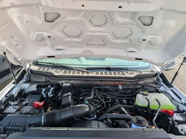 New 2026 Oxford White Ford F-250® XL image 28