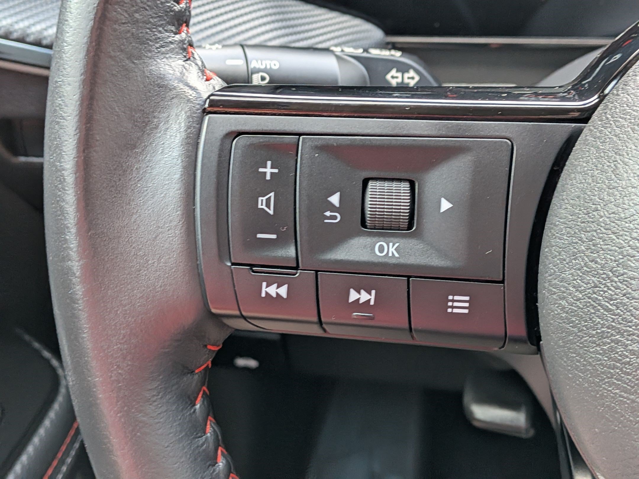 Used 2025 Gun Metallic Nissan SR image 18
