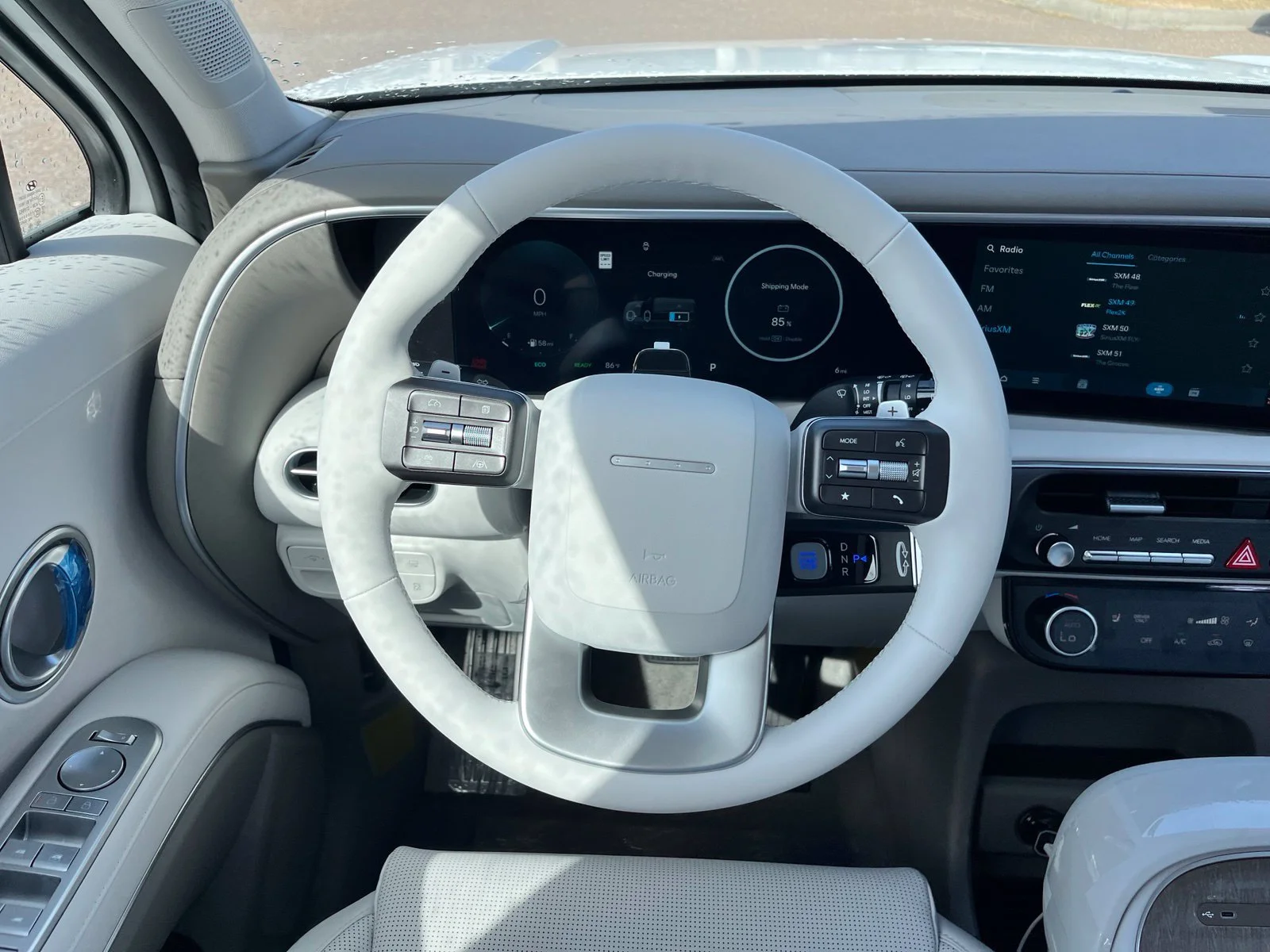 New 2027 White Hyundai Blue SEL image 8