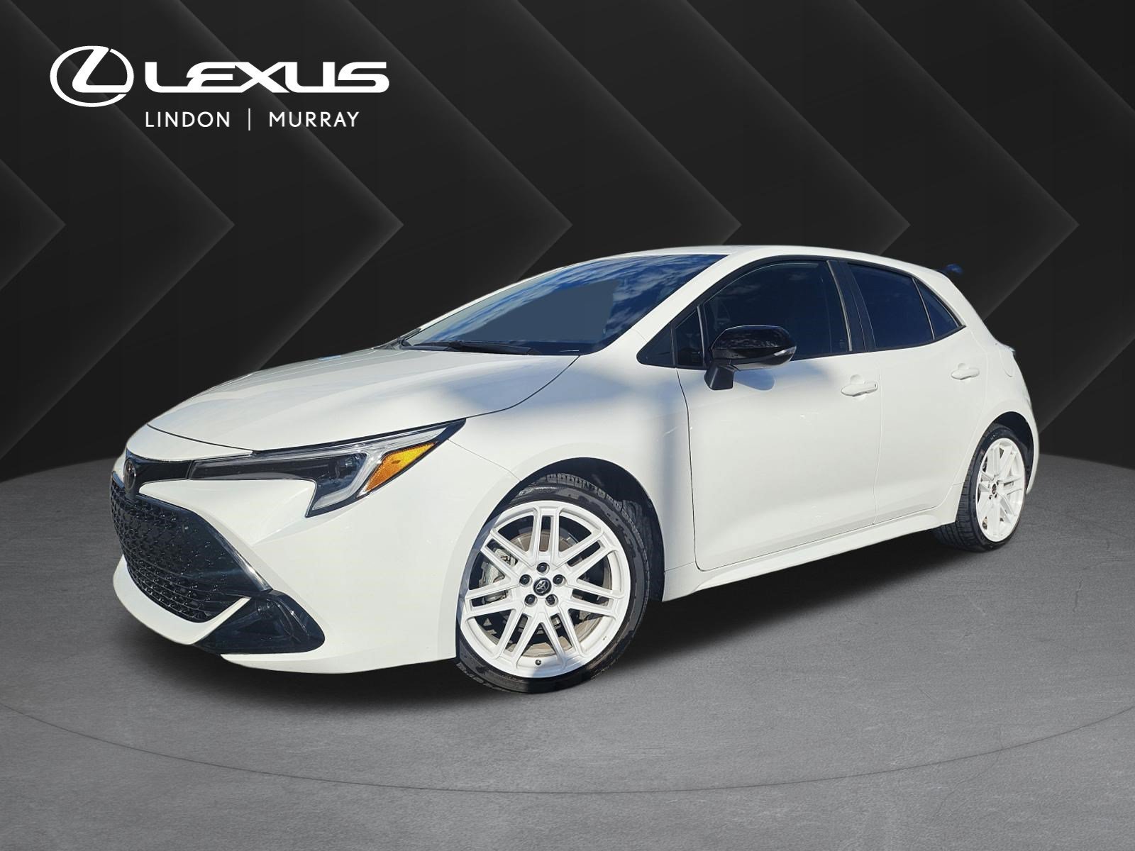 Used 2026 Ice Cap Toyota SE image 1